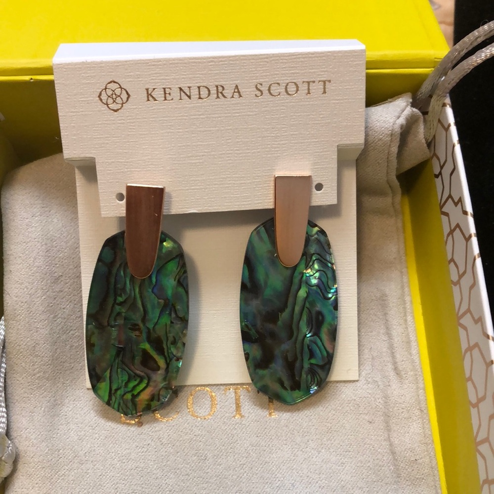 Brand new Kendra Scott earrings
